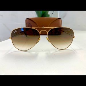 Ray-Ban Aviator Sunglasses RB3025